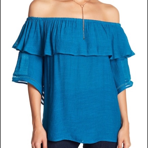 Harve Benard Tops - 2 for $25 | Harve Bernard gauzy off the shoulder